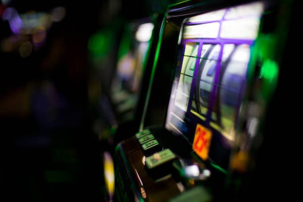 kkslot77 Asia Gaming table lobby showing multiple stake levels and real-time player counts