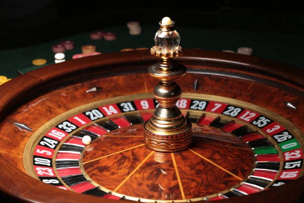 kkslot77 live-dealer table interface showing bet placement and game information